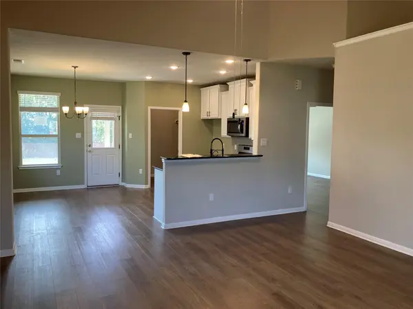 410 Backstays LOOP, Kyle, TX 78640