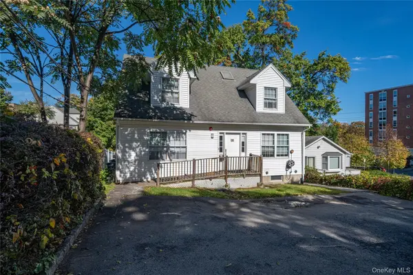 15 Summit AVE, New Rochelle, NY 10801
