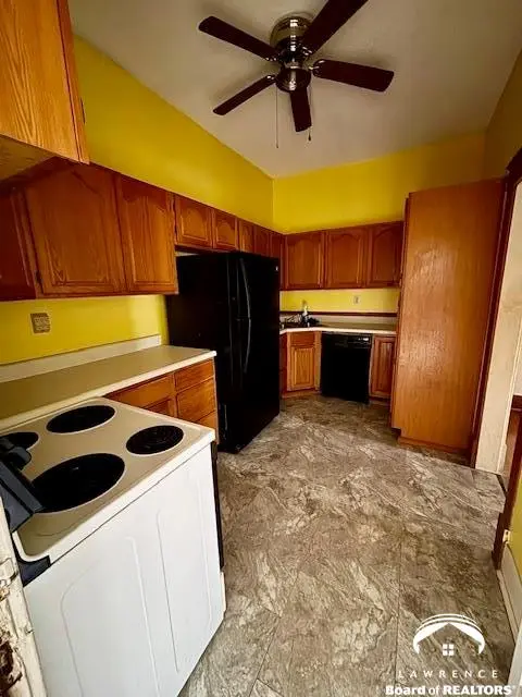 905 Union ST, Oskaloosa, KS 66066