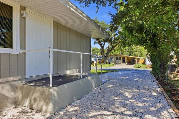 1240 HIGHLAND ST, Sarasota, FL 34234