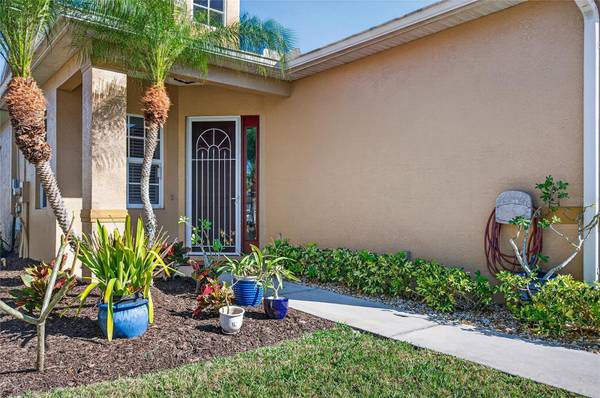 1832 KNIGHTS BRIDGE TRL, Port Charlotte, FL 33980
