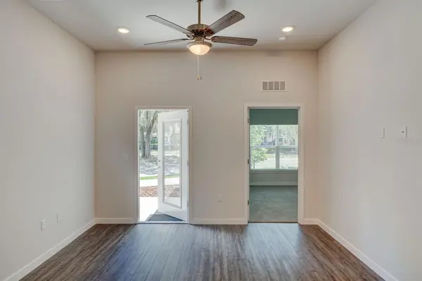 4120 NW 37TH PL #101, Gainesville, FL 32606