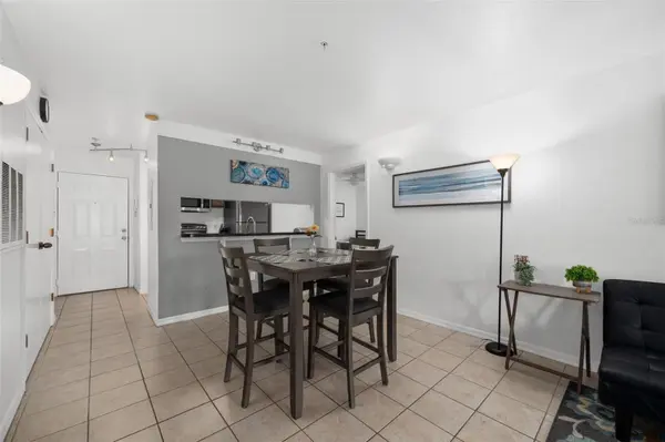 4000 SW 23RD ST #6-303, Gainesville, FL 32608