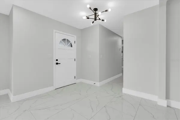2210 WALLWOOD PL, Brandon, FL 33510