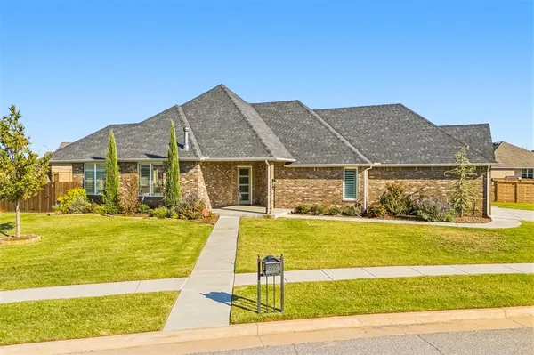 15108 Fountain Creek LN, Edmond, OK 73013