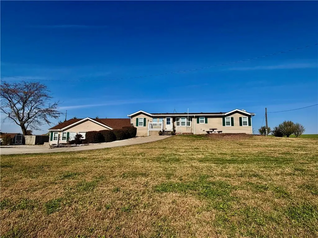 16150 Eisenhower RD, Leavenworth, KS 66048