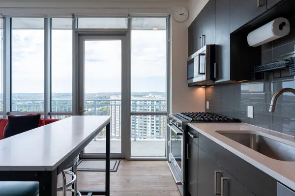 222 West Ave #1902, Austin, TX 78701