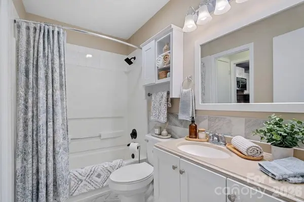 7914 Gilead RD #A, Huntersville, NC 28078