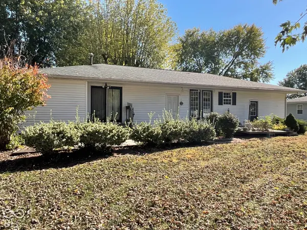 10191 S US Highway 41, Rosedale, IN 47874