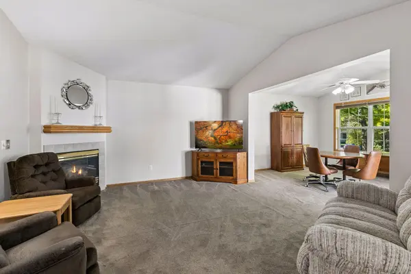 3070 Timberwood CT #32, Eagan, MN 55121