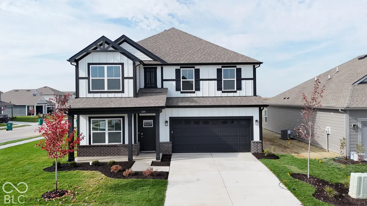 208 Greyhound AVE, Danville, IN 46122