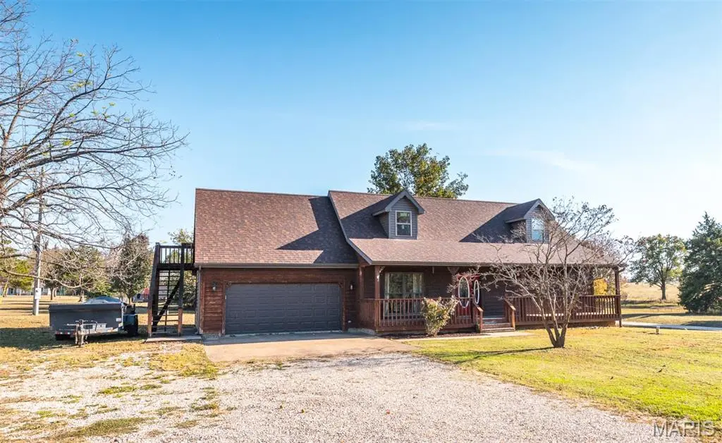 14 Bonnie DR, Iberia, MO 65486