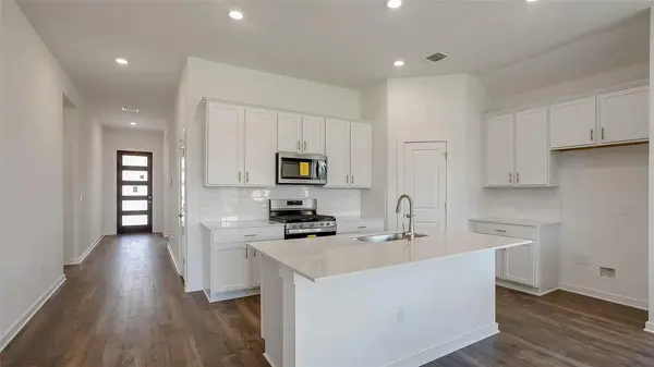 1813 Walnut Grove BND, Leander, TX 78641