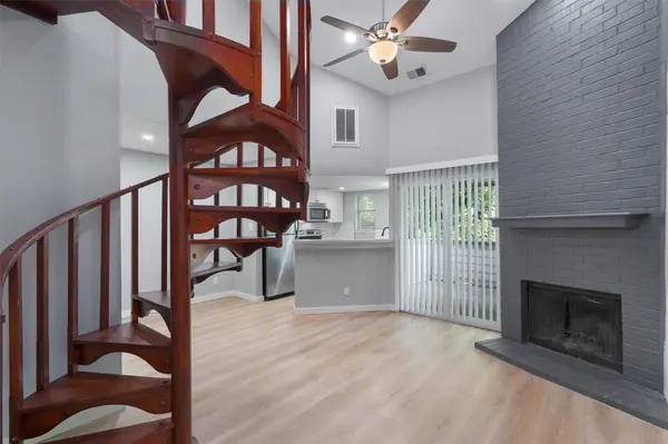 2500 Burleson RD #721, Austin, TX 78741