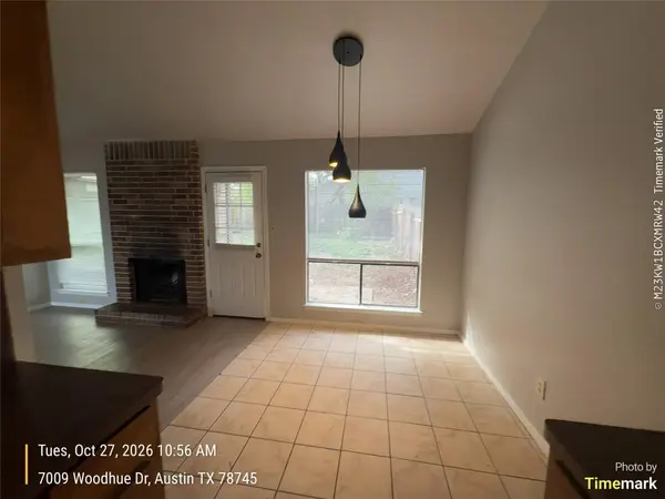 7009 Woodhue DR #A, Austin, TX 78745