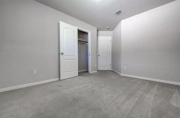 2090 Intrepid DR, Buda, TX 78610
