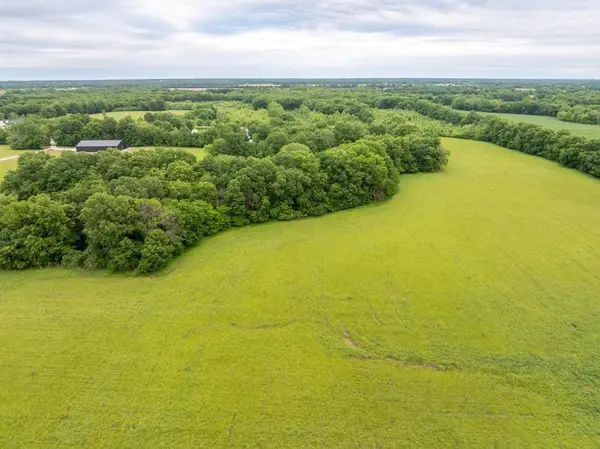 0000 701 RD, Archie, MO 64725
