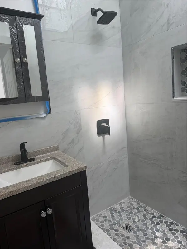 70 Howard avenue, Brooklyn, NY 11221