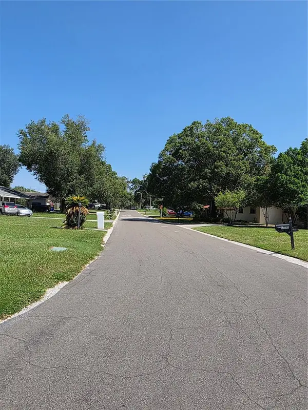 1641 MEADOWBROOK AVE, Lakeland, FL 33803