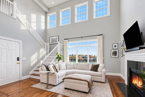 1652 W Augusta BLVD #3W, Chicago, IL 60622