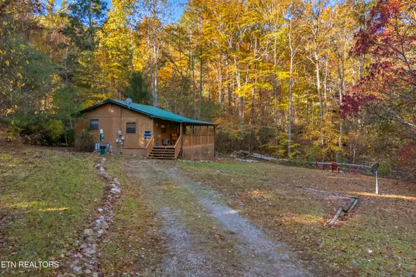 3391 Laurelwood Rd, Cosby, TN 37722