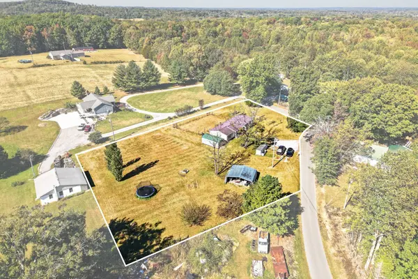 5689 Bell Rd, Cookeville, TN 38506