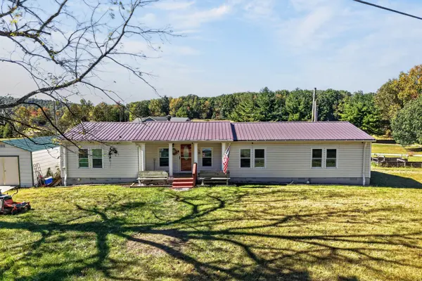 5689 Bell Rd, Cookeville, TN 38506