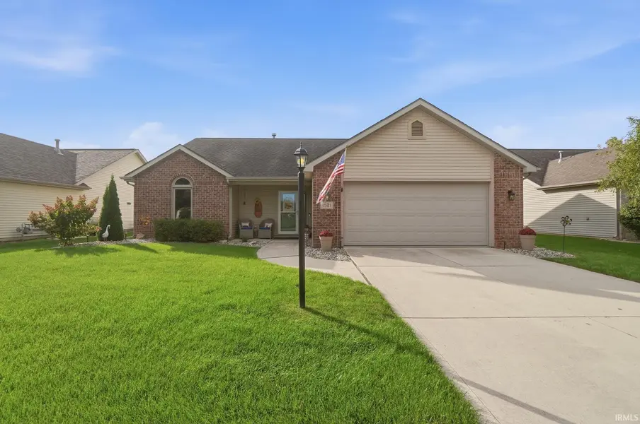 1521 Classic Lake CV, Huntertown, IN 46748-9253