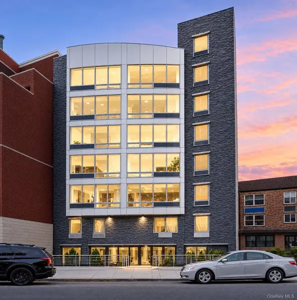 28-20 Astoria BLVD, Astoria, NY 11102