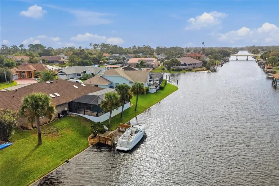 5 CHERRYTREE CT, Palm Coast, FL 32137