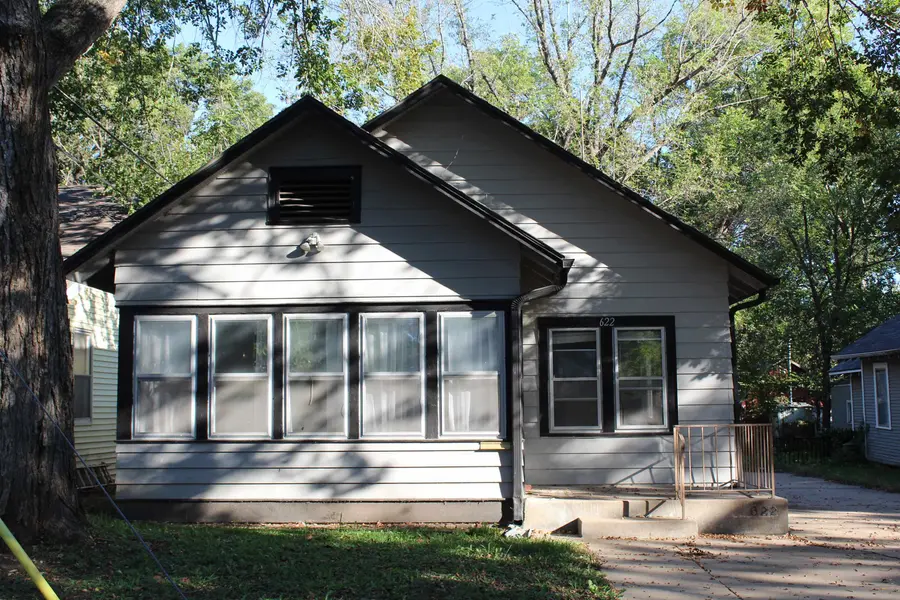 622 W Carr, El Dorado, KS 67042