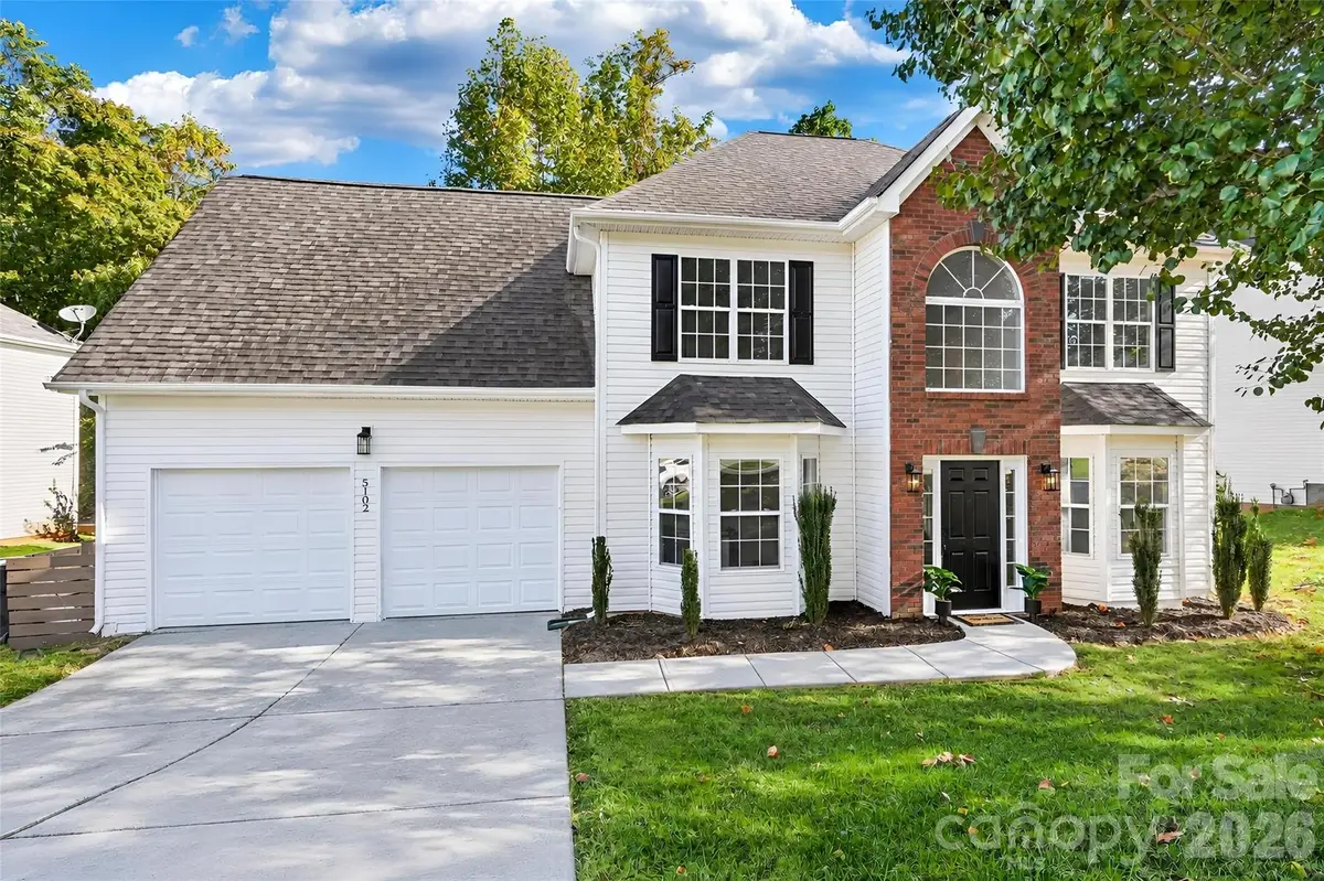 5102 Eagle Creek DR, Charlotte, NC 28269