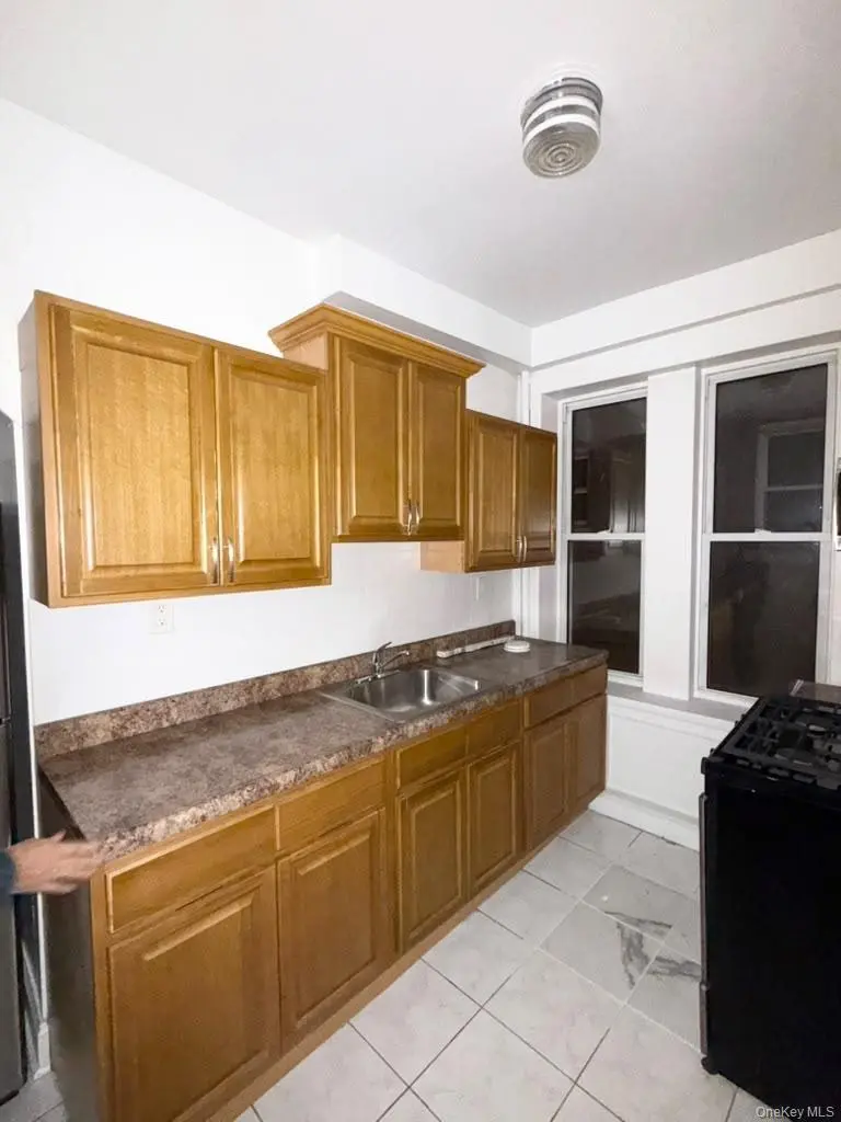 248 E 92nd ST, Brooklyn, NY 11212