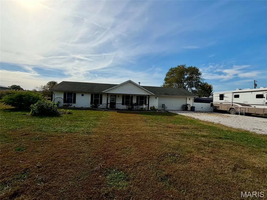 12850 Saverton DR, Saverton, MO 63467