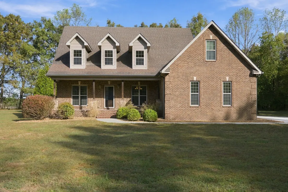 215 Bruce Dr, Manchester, TN 37355