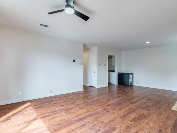 6810 Deatonhill DR #109, Austin, TX 78745