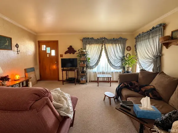 1304 Meridian ST, Shelbyville, IN 46176