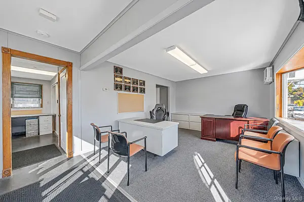 905 Route 25A, Mount Sinai, NY 11766