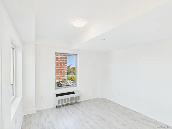 28-20 Astoria BLVD, Astoria, NY 11102