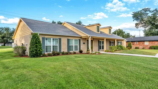 2050 LAKE ARIANA BLVD, Auburndale, FL 33823