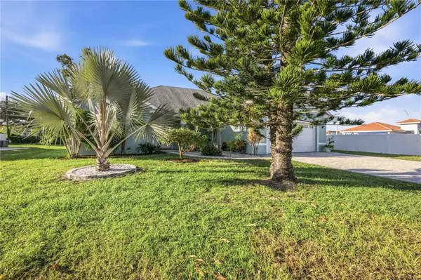 716 LAUREL AVE, Venice, FL 34285