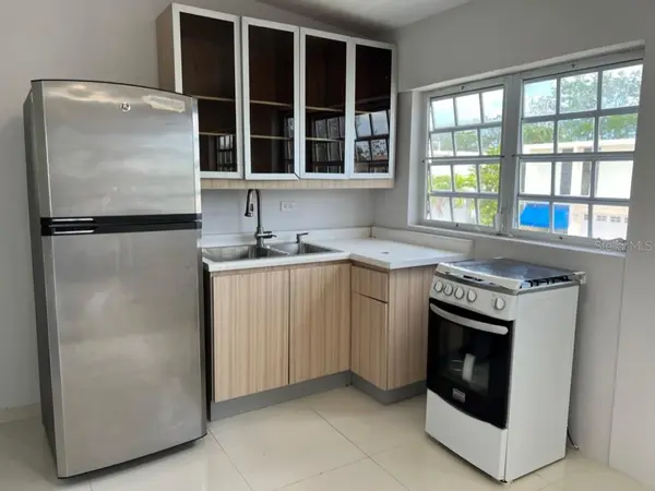 G23 CALLE Z, Carolina, PR 00987