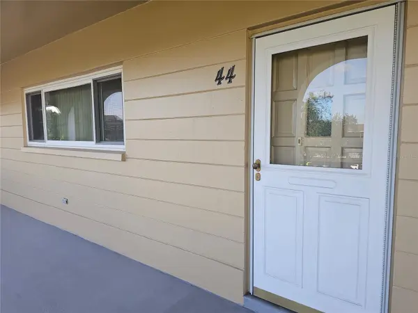 2320 BRISBANE ST #44, Clearwater, FL 33763