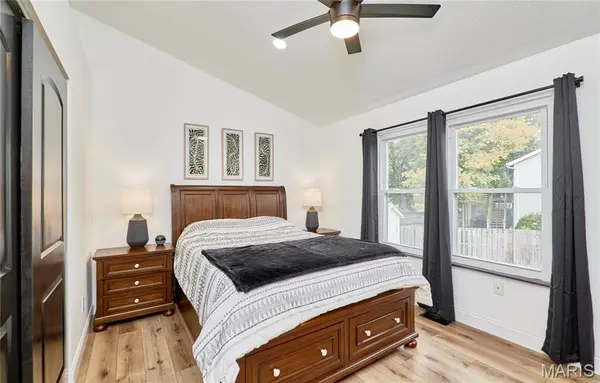 1 Pintail CT, O'fallon, MO 63368