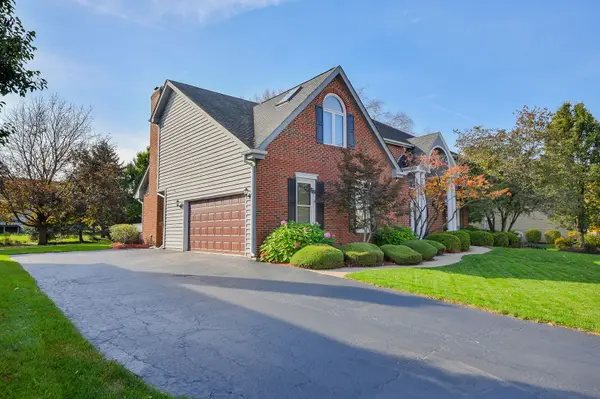 1824 Morgan CIR, Naperville, IL 60565