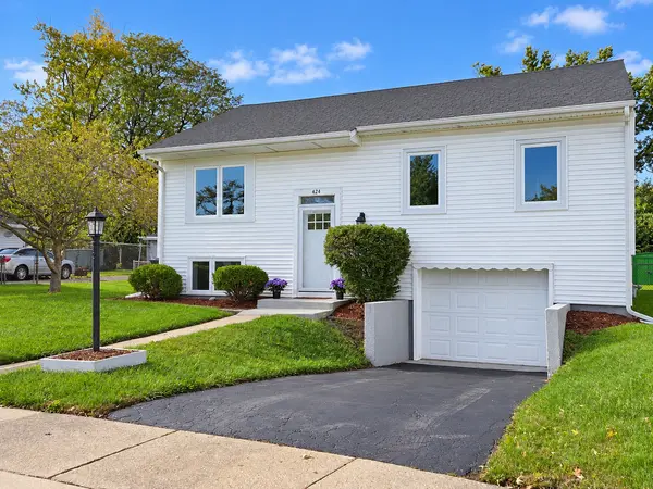 424 Mark AVE, Glendale Heights, IL 60139