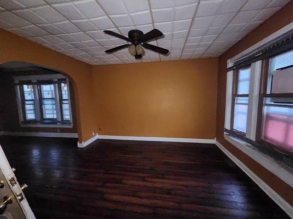 18 W 114th ST, Chicago, IL 60628