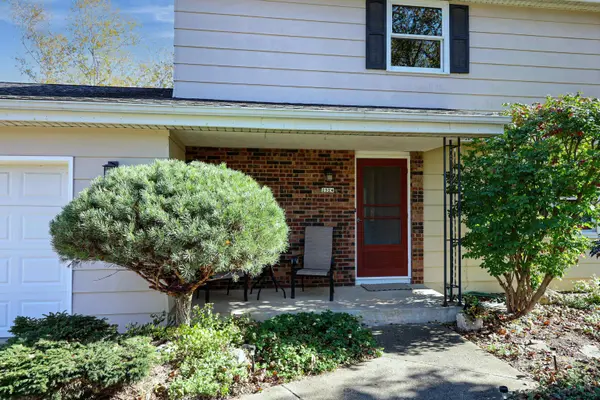 2524 HILLWOOD CT, Appleton, WI 54911