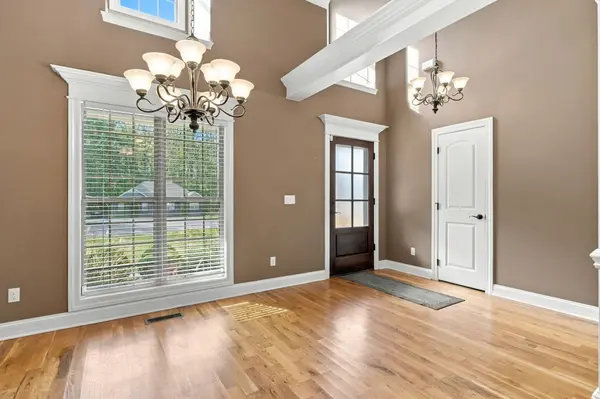 215 Bruce Dr, Manchester, TN 37355