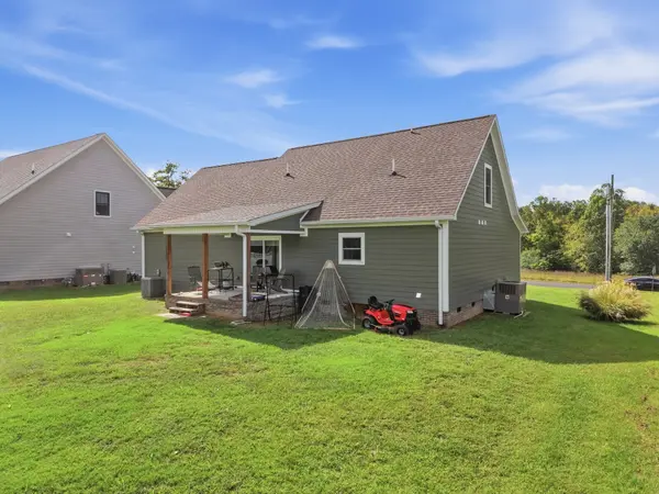 2555 Bowser Rd, Cookeville, TN 38506